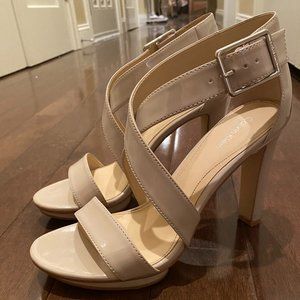 Calvin Klein Val Platform Sandal, Size 9.5